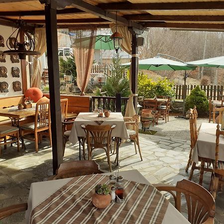 Restaurant And Apartments - T'Ga Za Jug Lazaropole 외부 사진